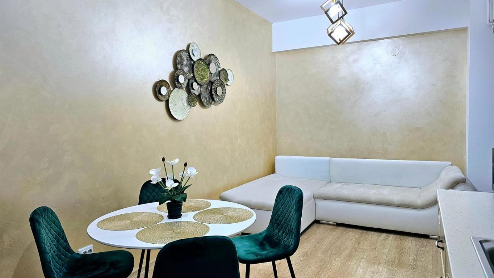 Cityscape Apartment Near Palas Mall Iasi Buitenkant foto